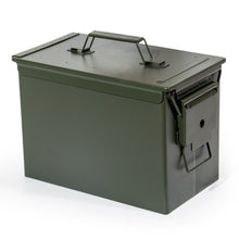 Lade das Bild in den Galerie-Viewer, Munitionskiste Abschließbar, US Ammo Box, Patronenbox, Aufbewahrungsbox für Lithiumbatterien, Armeegrün
